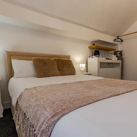 Hub Centre Aparthotel Birmingham